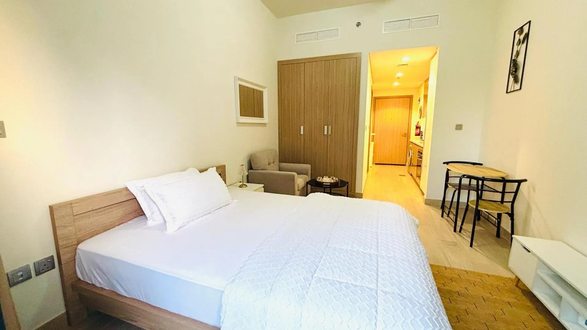 Apartment La Vista Holiday Home Dubai United Arab Emirates
